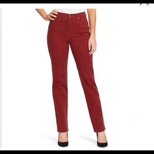 Gloria Vanderbilt jeans